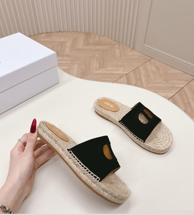 ch**an D*or slippers